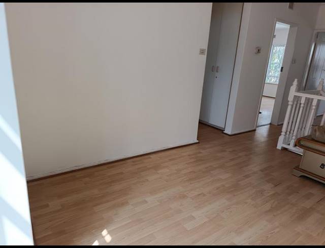 3 BEDROOM PROPERTY TO RENT IN ESSENWOOD